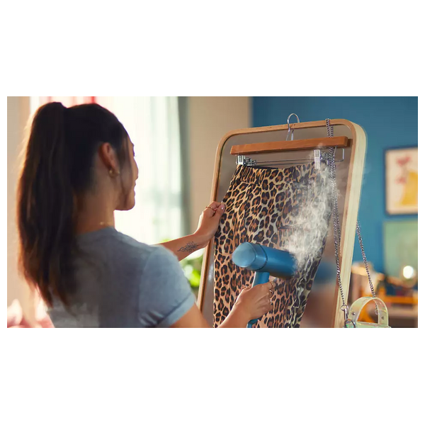 Philips Portable Steam Iron - STH3000/26 - 1000W - 100Ml - Blue